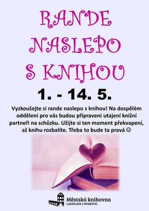 rande s knihou.jpg